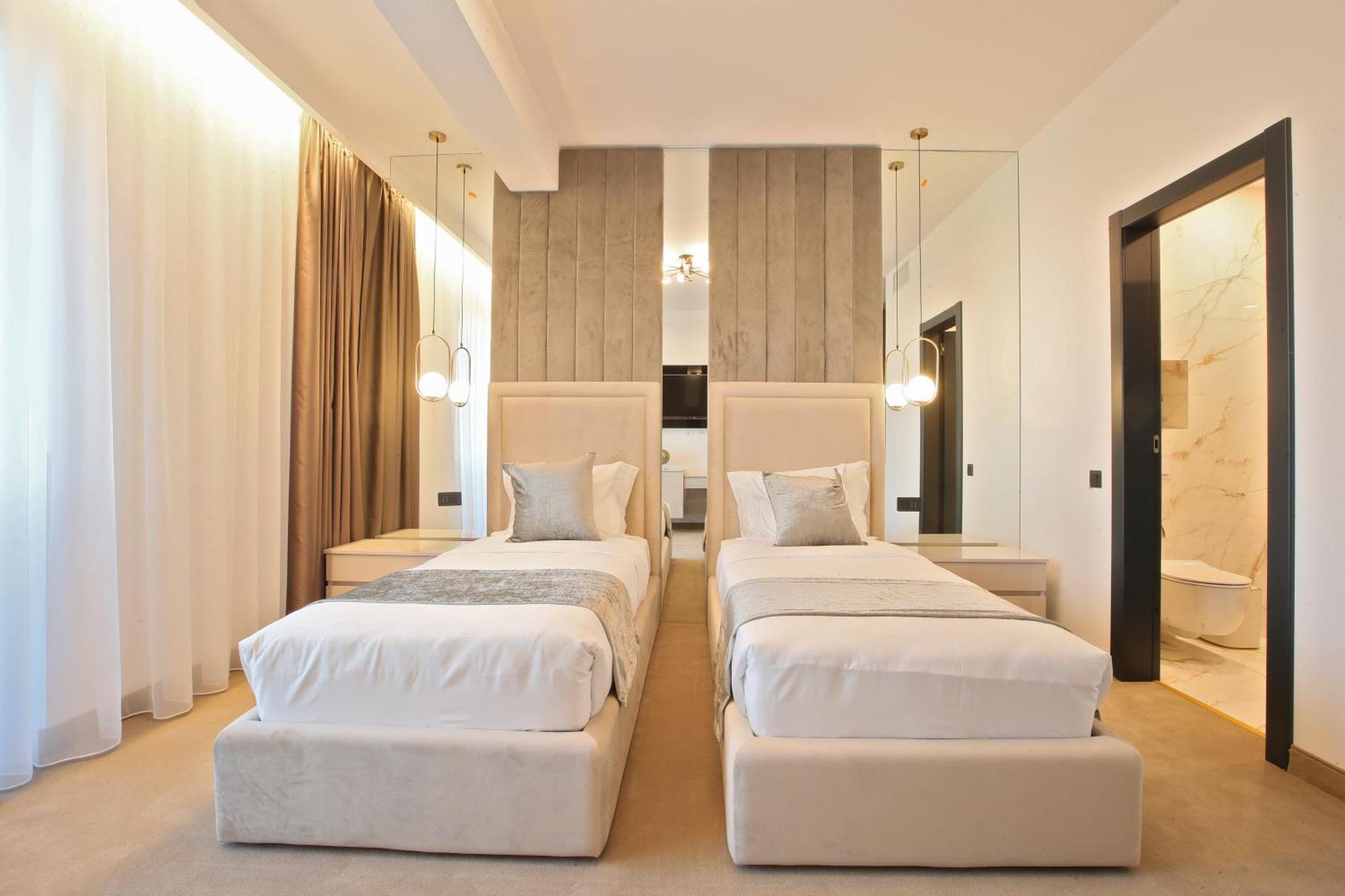 אורדאה Hotel Artemis מראה חיצוני תמונה